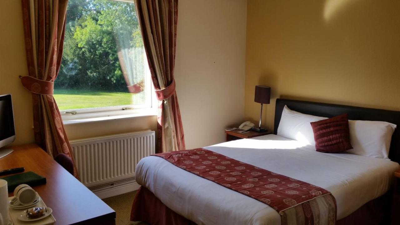 Haughton Hall Hotel & Leisure Club Telford Bagian luar foto