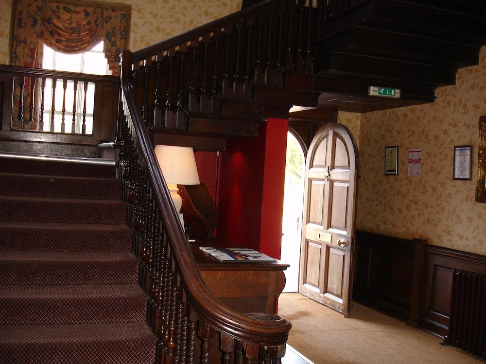 Haughton Hall Hotel & Leisure Club Telford Bagian luar foto