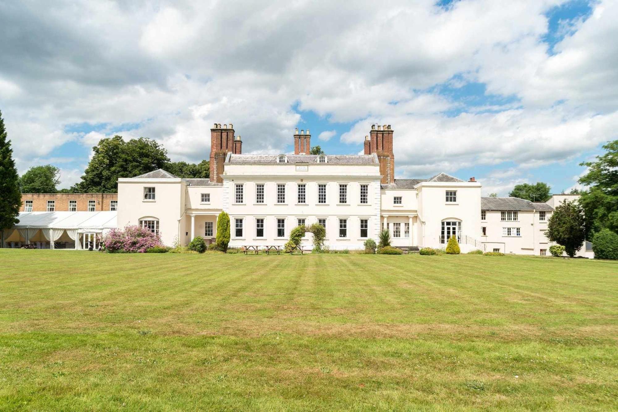 Haughton Hall Hotel & Leisure Club Telford Bagian luar foto